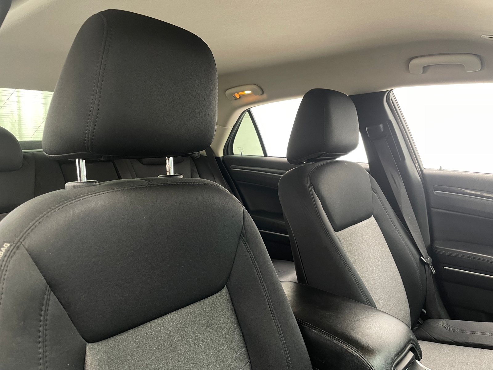 Thumbnail: 2019 Chrysler 300 - 2