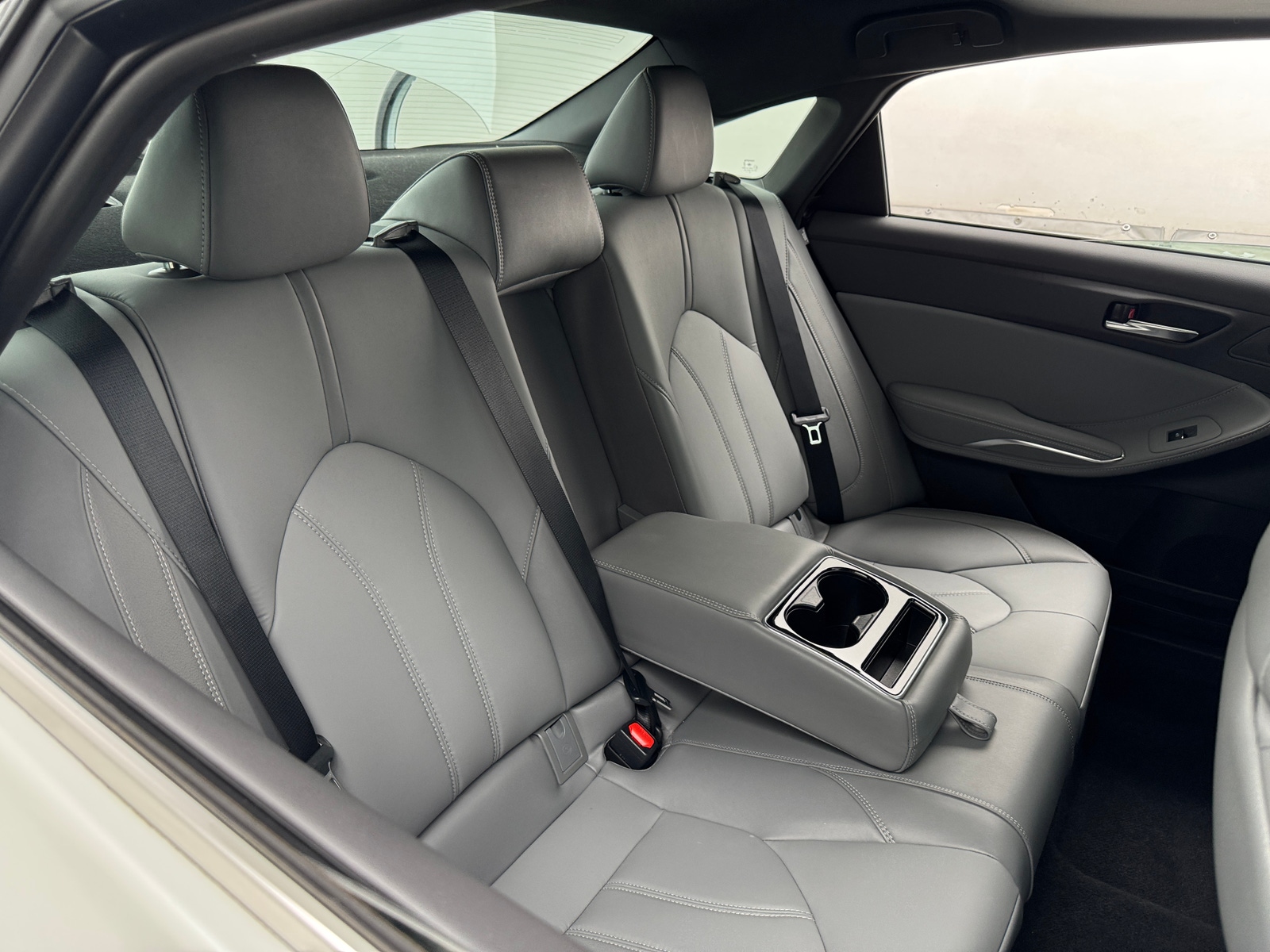 Thumbnail: 2022 Toyota Avalon - 6