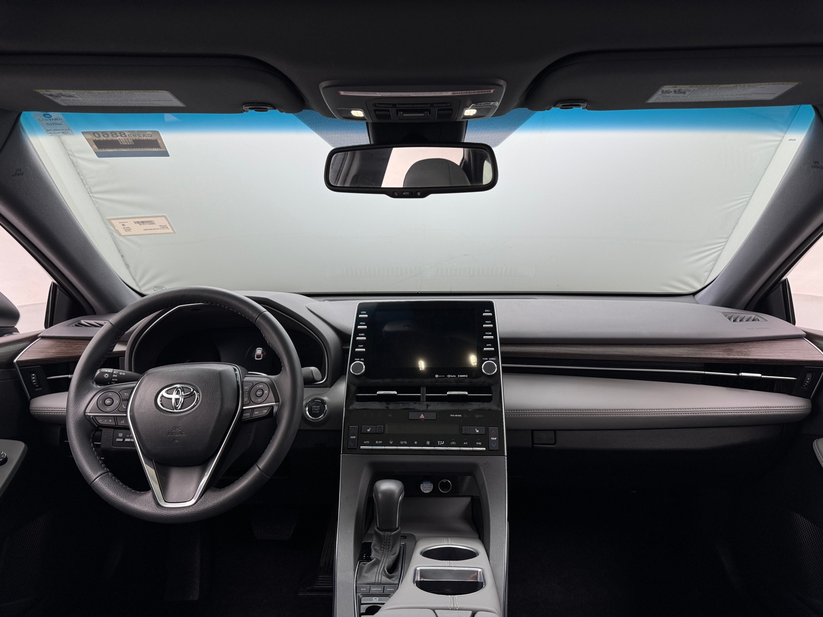 Thumbnail: 2022 Toyota Avalon - 3
