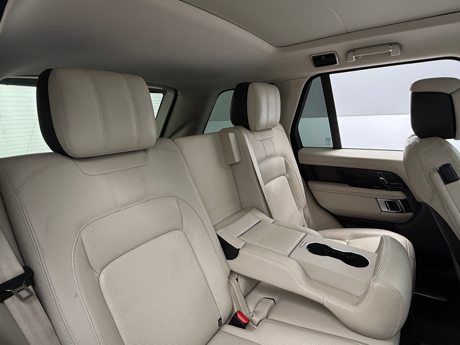 Thumbnail: 2020 Land Rover Range Rover - 5