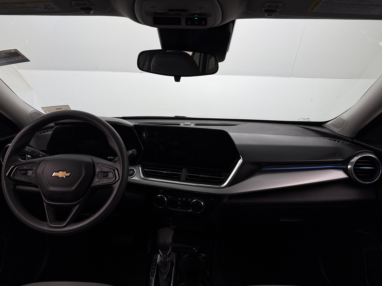Thumbnail: 2024 Chevrolet Trax - 3