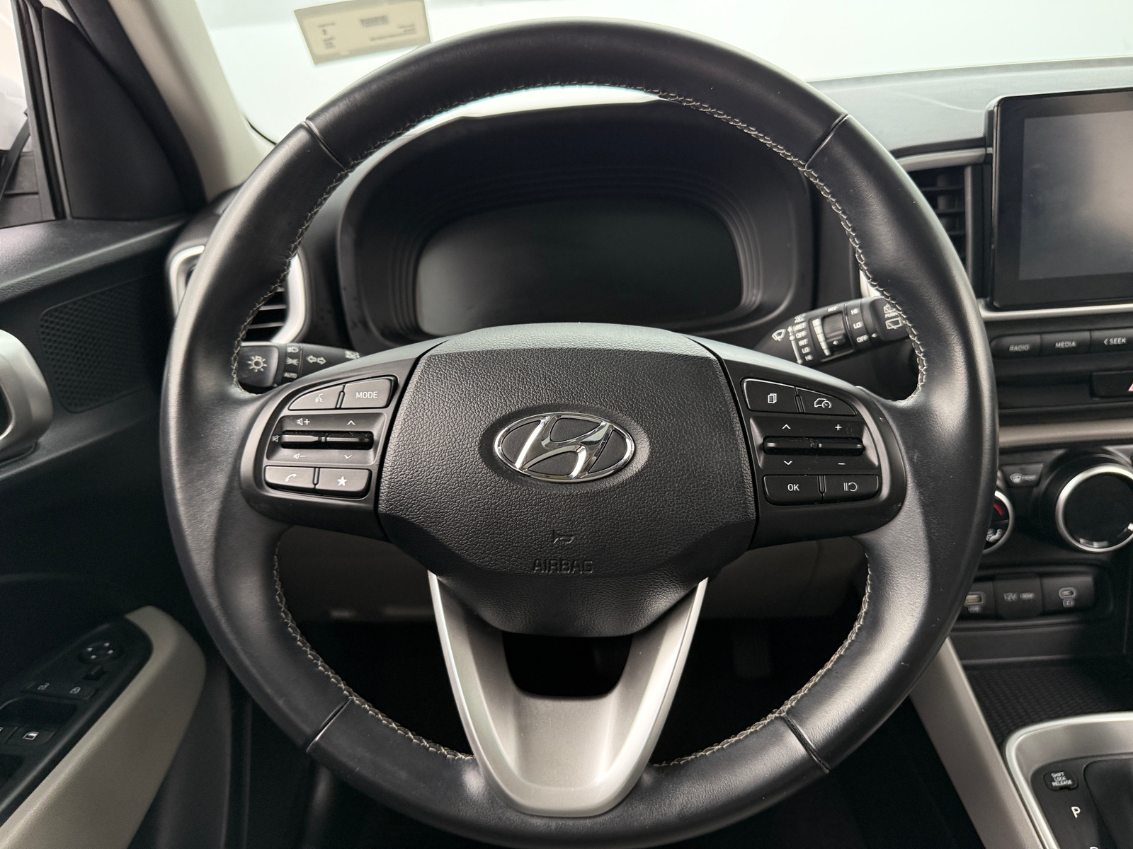 Thumbnail: 2023 Hyundai Venue - 5