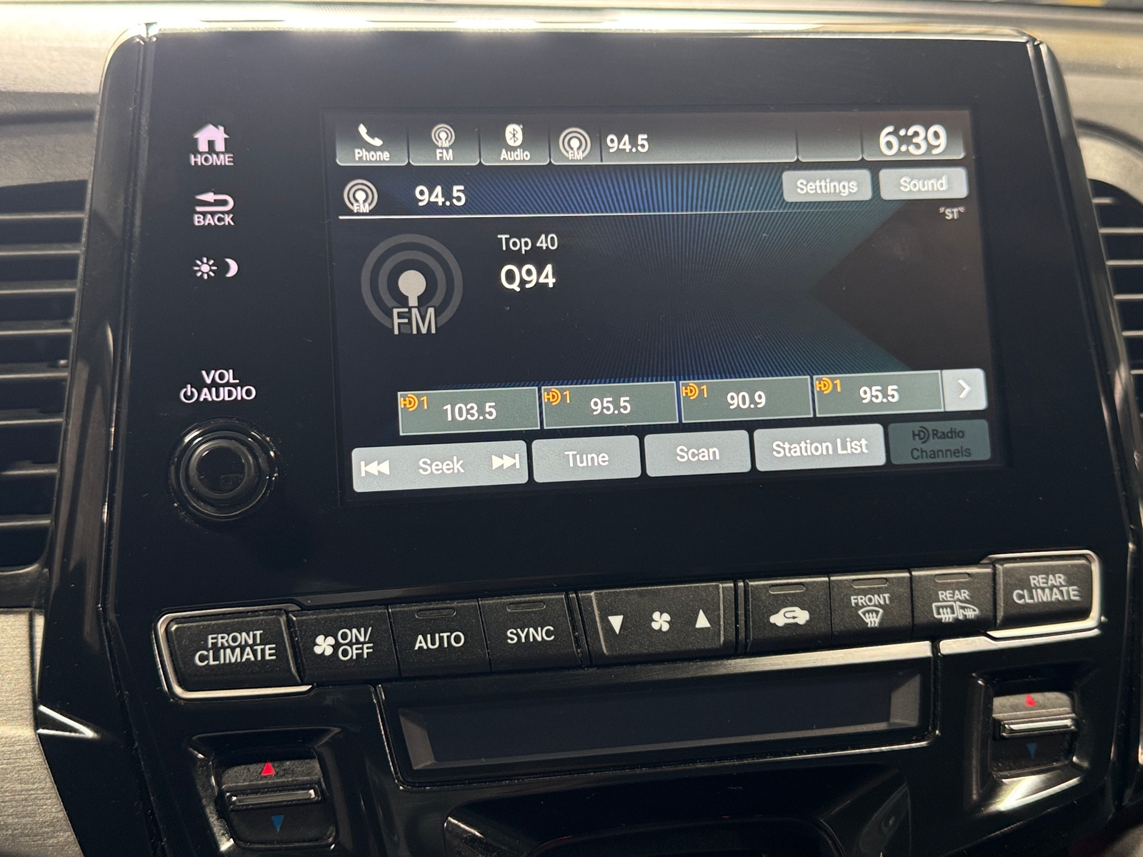 Thumbnail: 2023 Honda Odyssey - 3