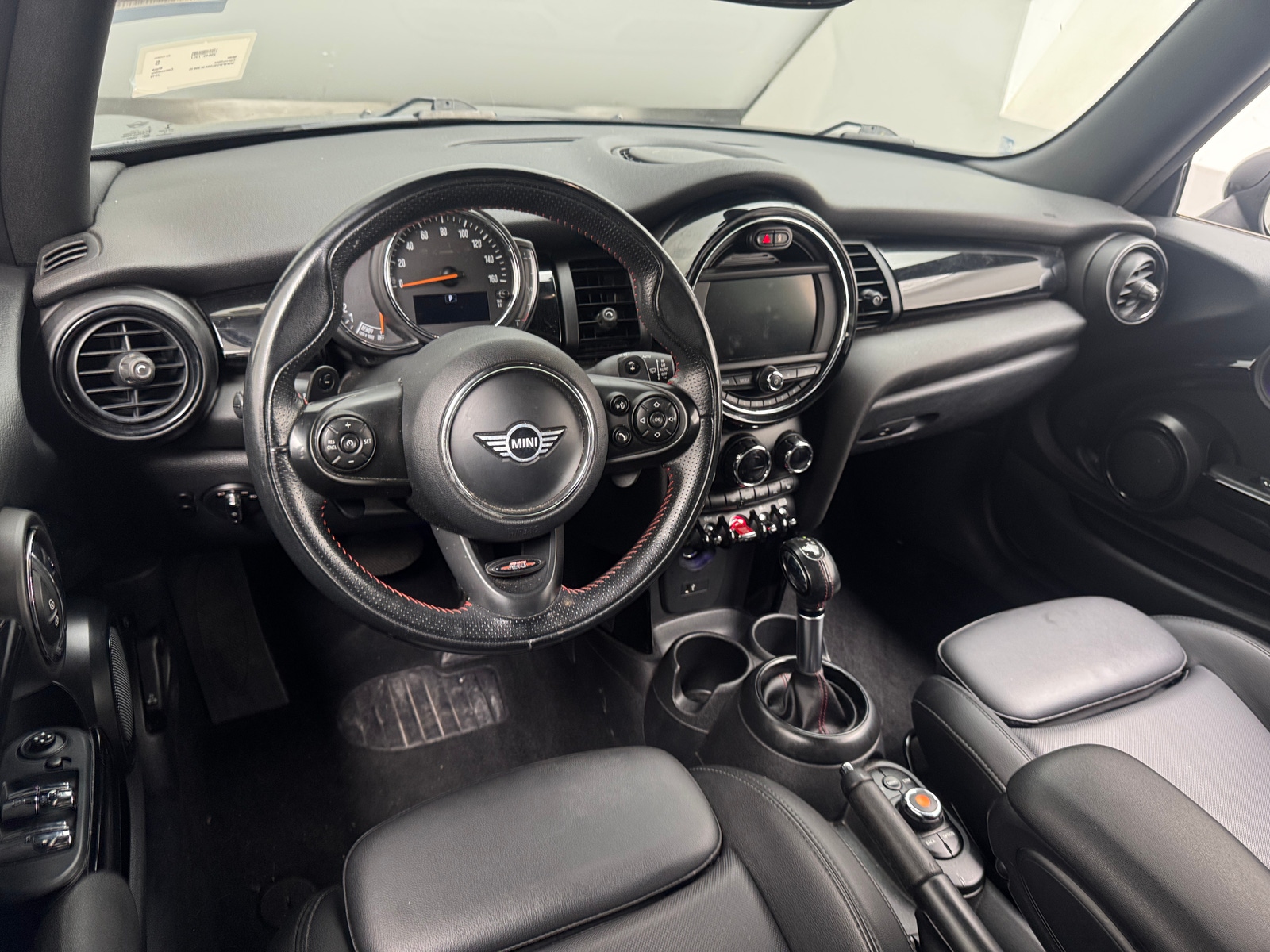 Thumbnail: 2019 MINI Cooper Convertible - 2