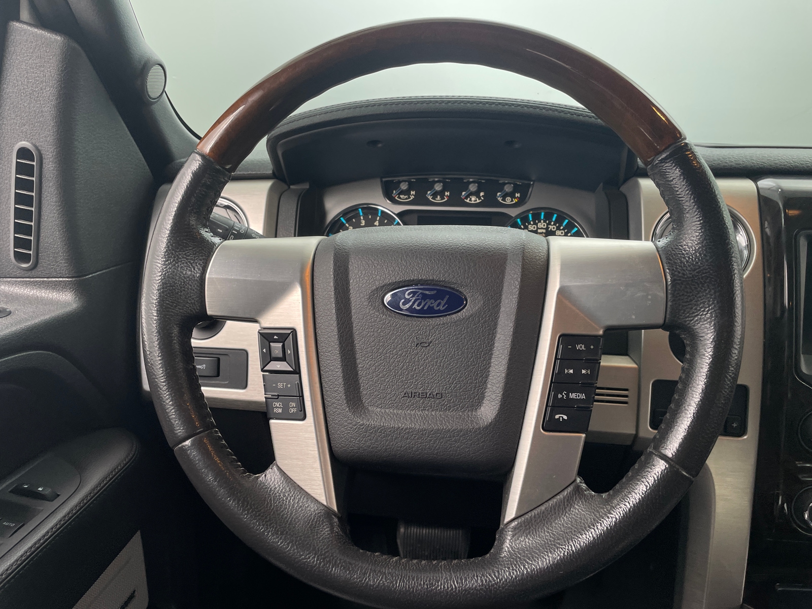 Thumbnail: 2013 Ford Econoline - 4