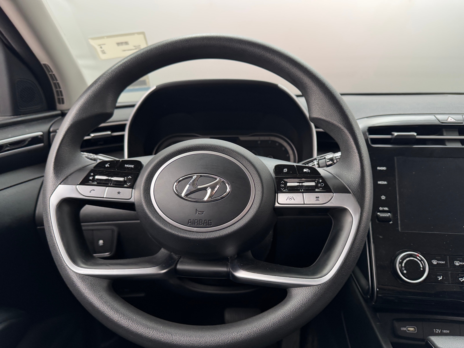 Thumbnail: 2022 Hyundai Tucson - 5