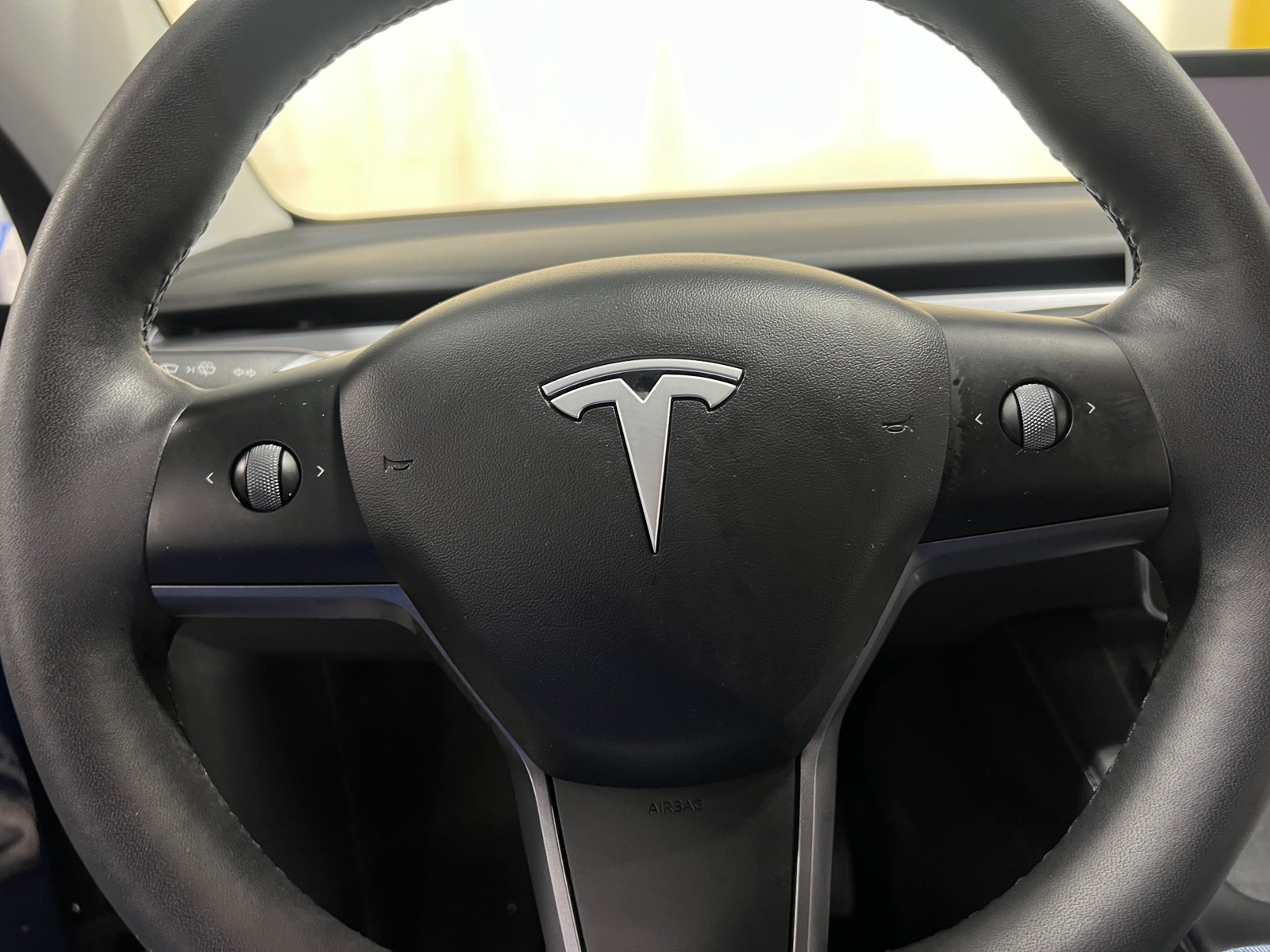 Thumbnail: 2022 Tesla Model Y - 4
