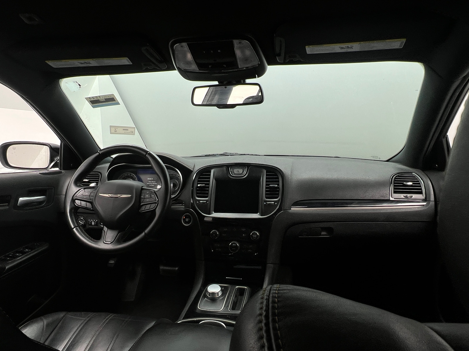 Thumbnail: 2019 Chrysler 300 - 2