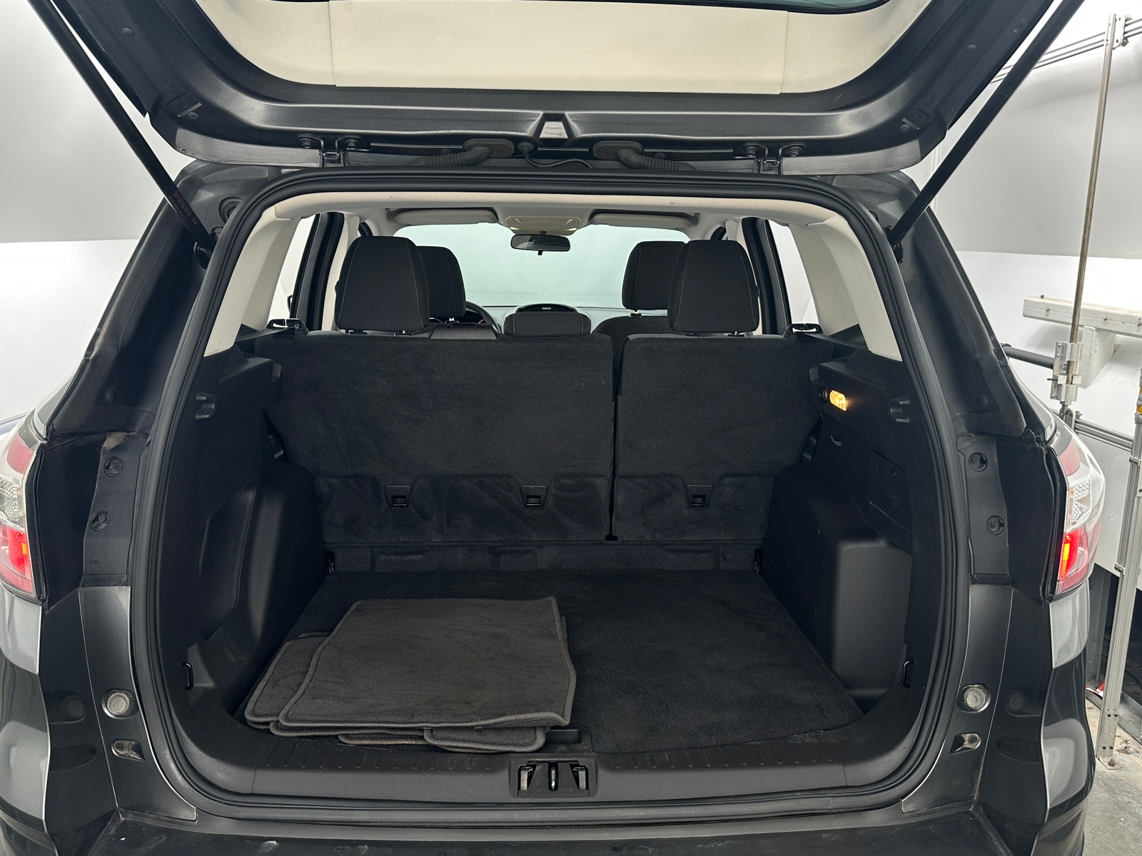 Thumbnail: 2017 Ford Escape - 7