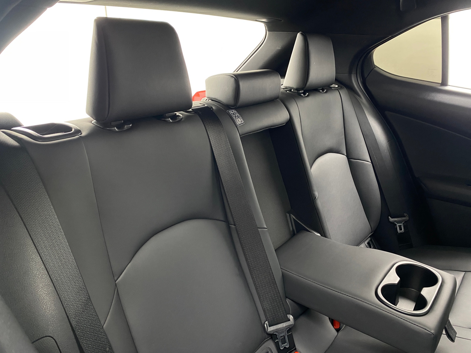 Thumbnail: 2020 Lexus UX - 5
