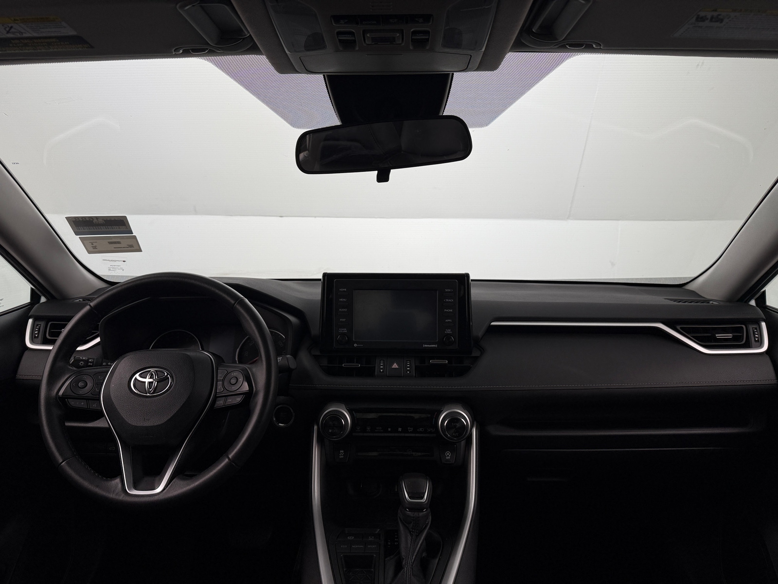 Thumbnail: 2020 Toyota RAV4 - 2