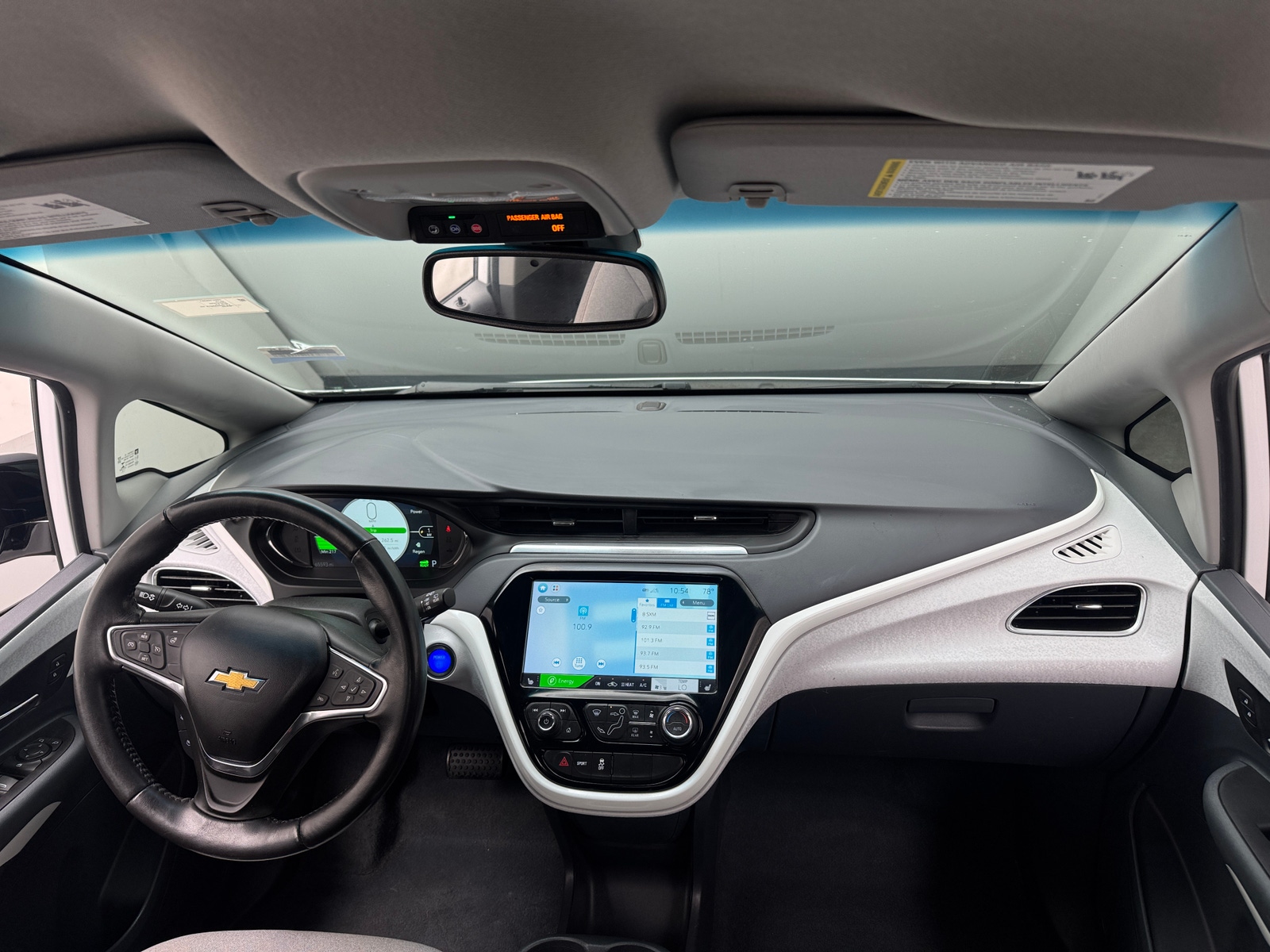 Thumbnail: 2019 Chevrolet Bolt EV - 3