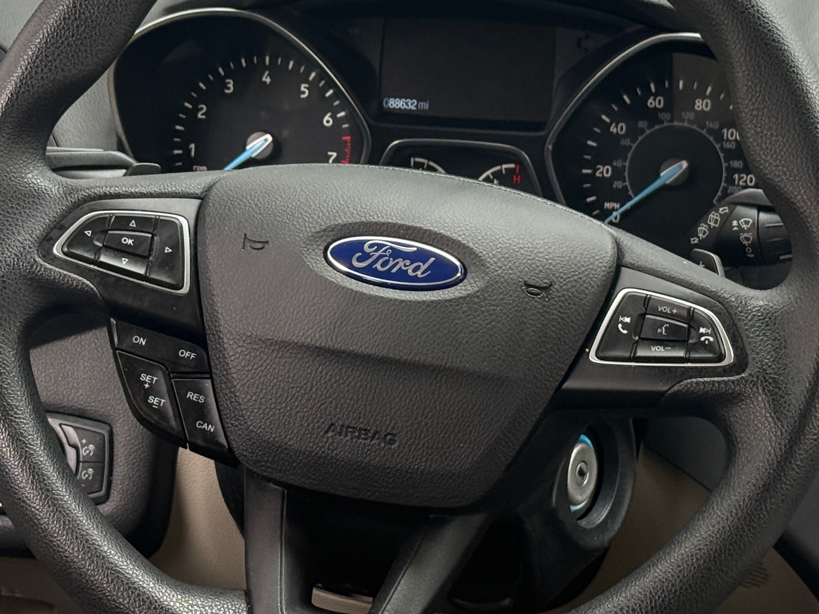 Thumbnail: 2017 Ford Escape - 5