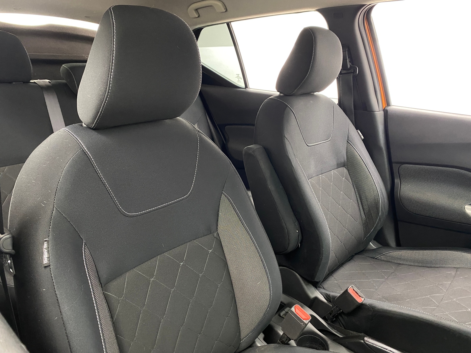 Thumbnail: 2018 Nissan Kicks - 2