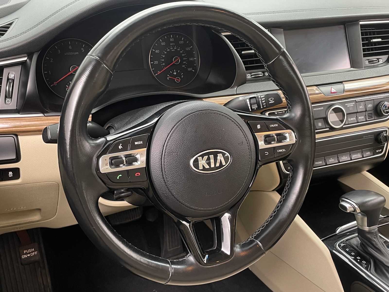 Thumbnail: 2018 Kia Cadenza - 4