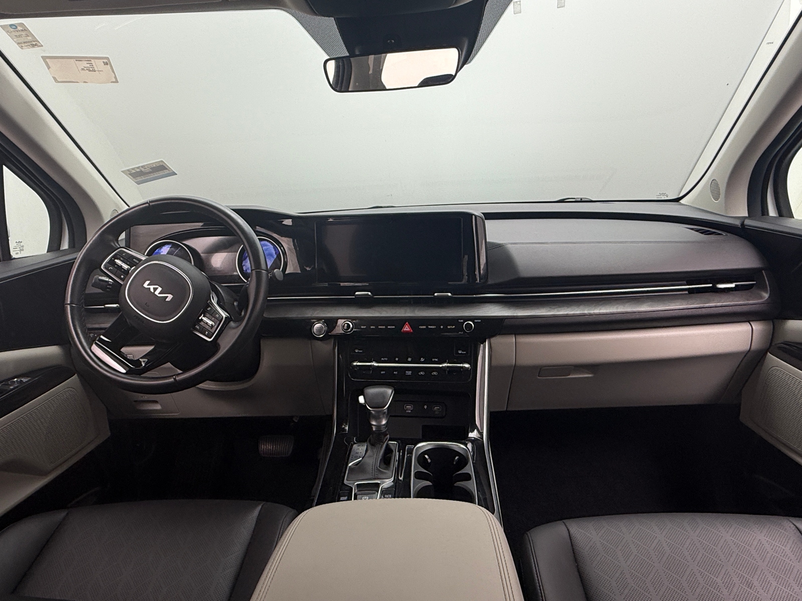 Thumbnail: 2024 Kia Carnival - 2