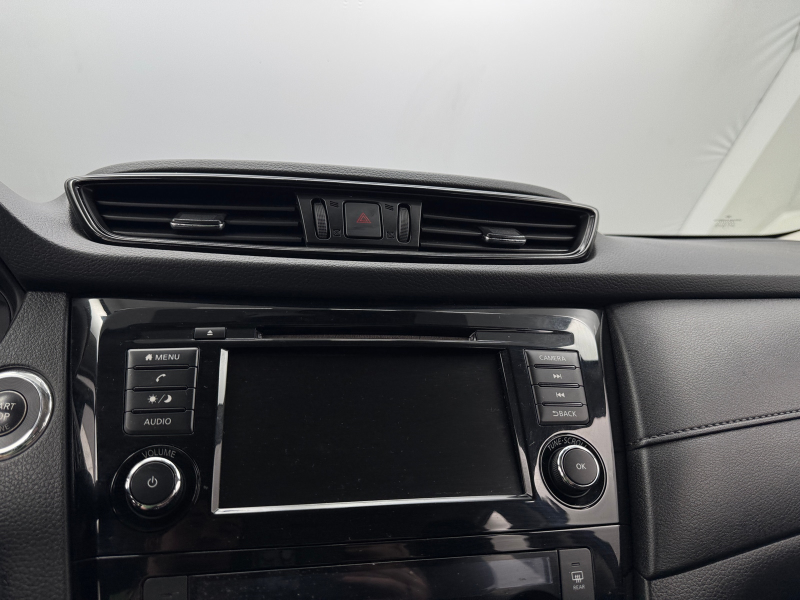 Thumbnail: 2019 Nissan Rogue - 4
