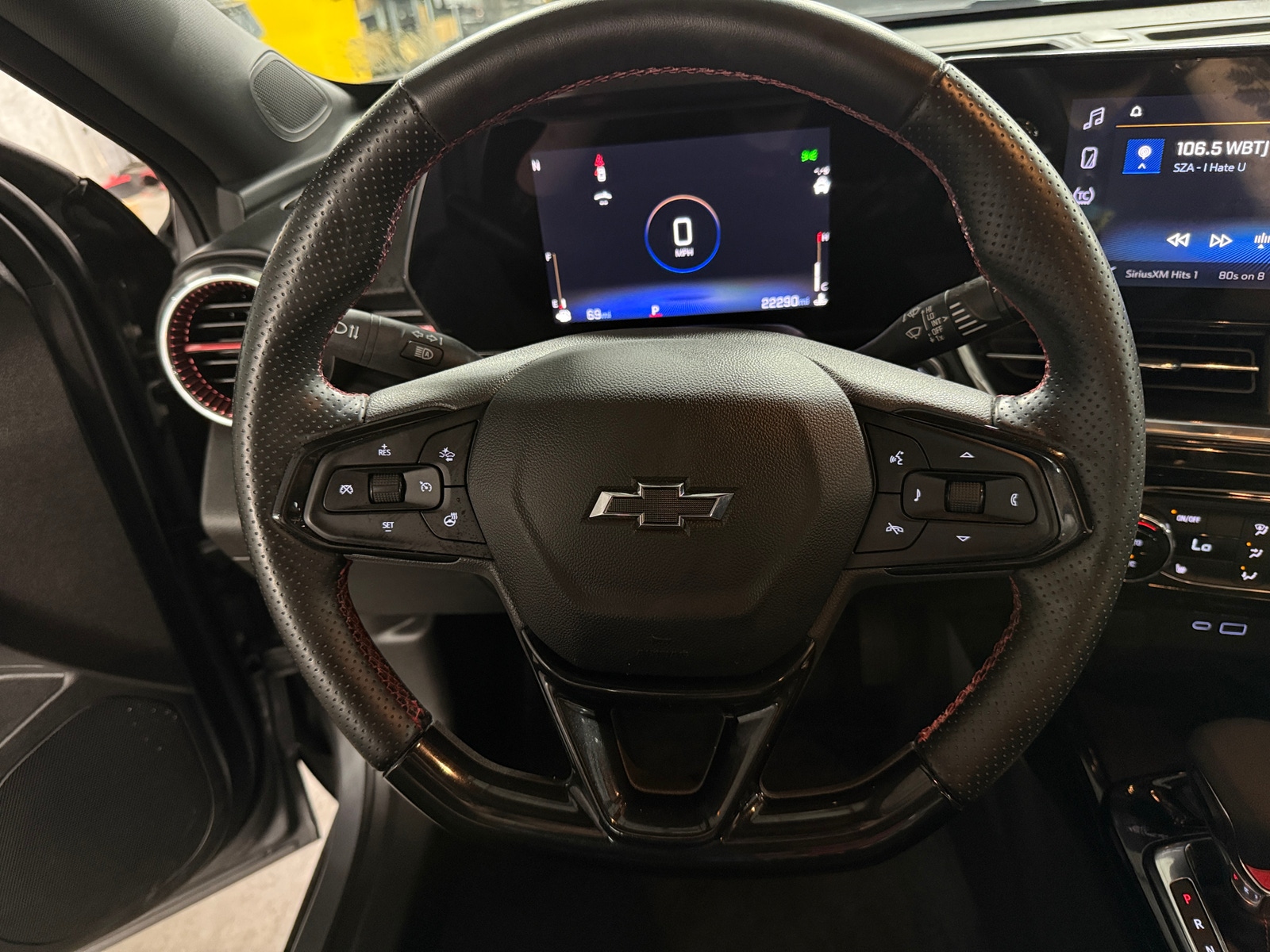 Thumbnail: 2024 Chevrolet Trax - 4