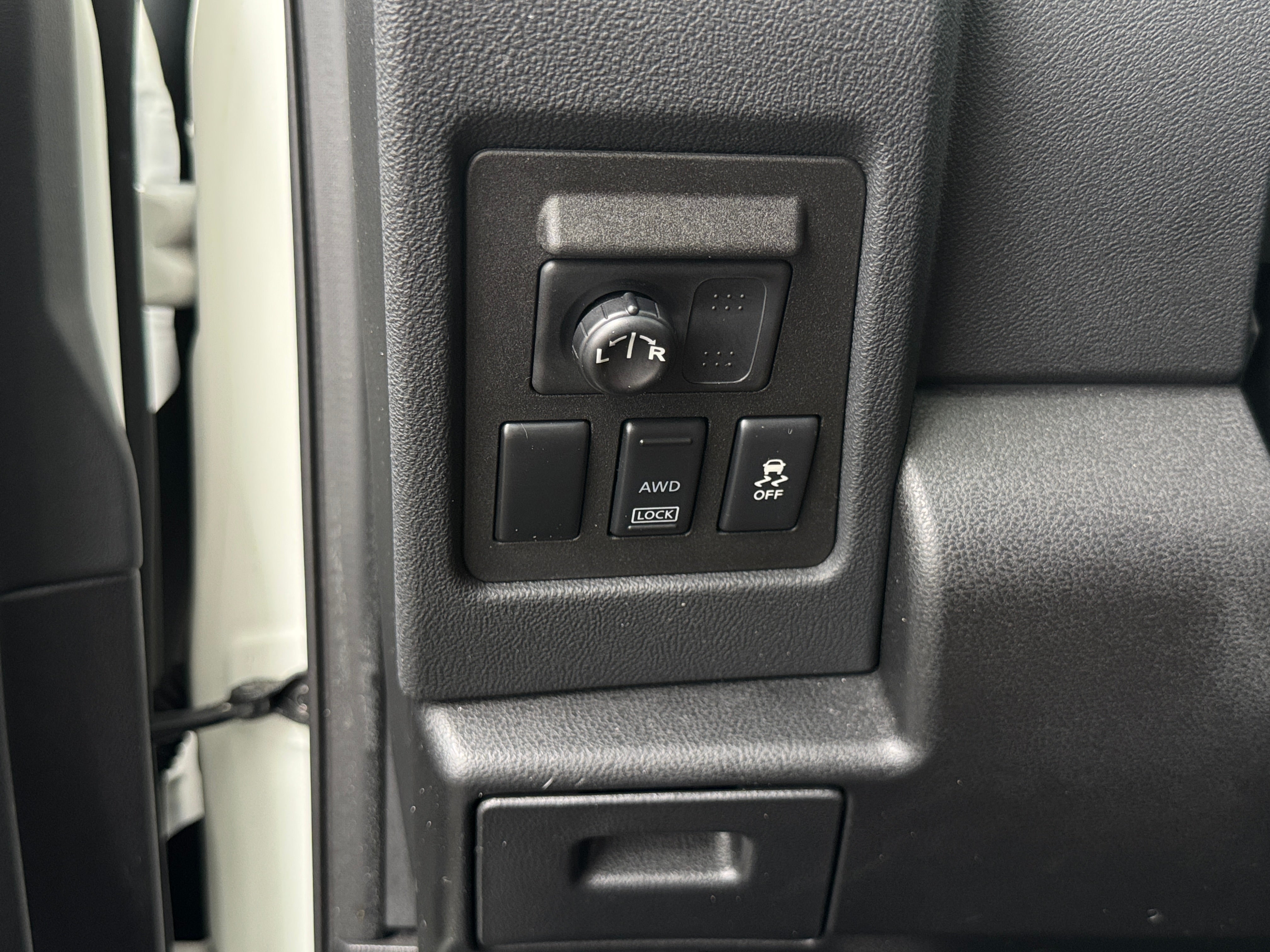 2014 Nissan Rogue Select