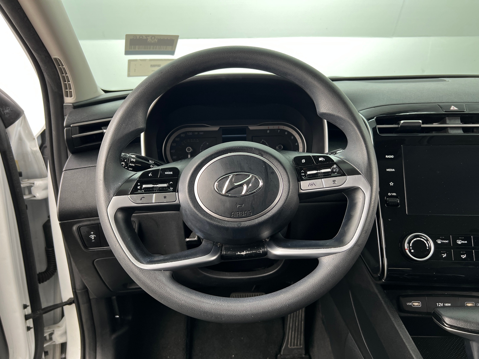 Thumbnail: 2022 Hyundai Tucson - 5