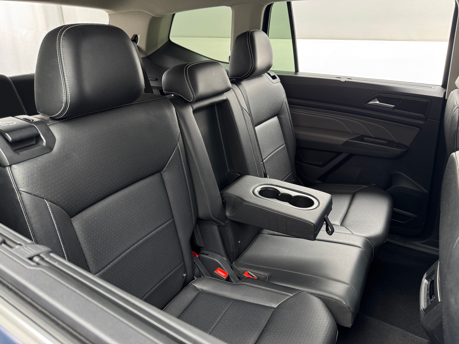 Thumbnail: 2023 Volkswagen Atlas - 5