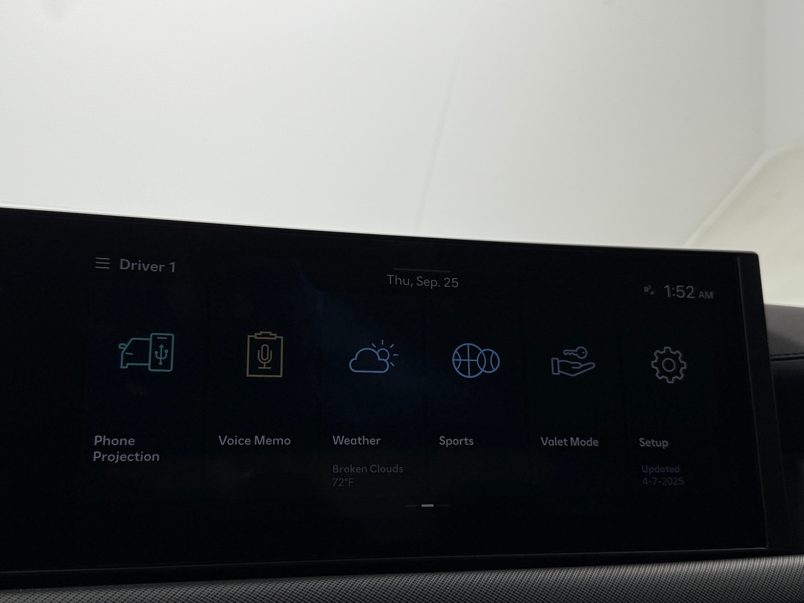 Thumbnail: 2024 Hyundai Sonata - 4