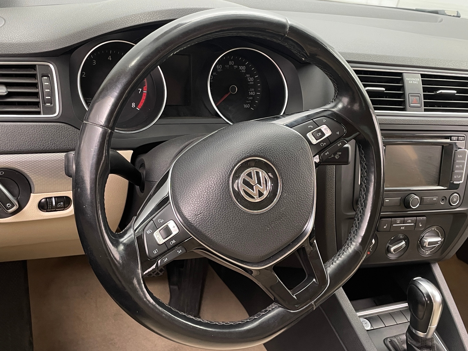 Thumbnail: 2015 Volkswagen Jetta - 5