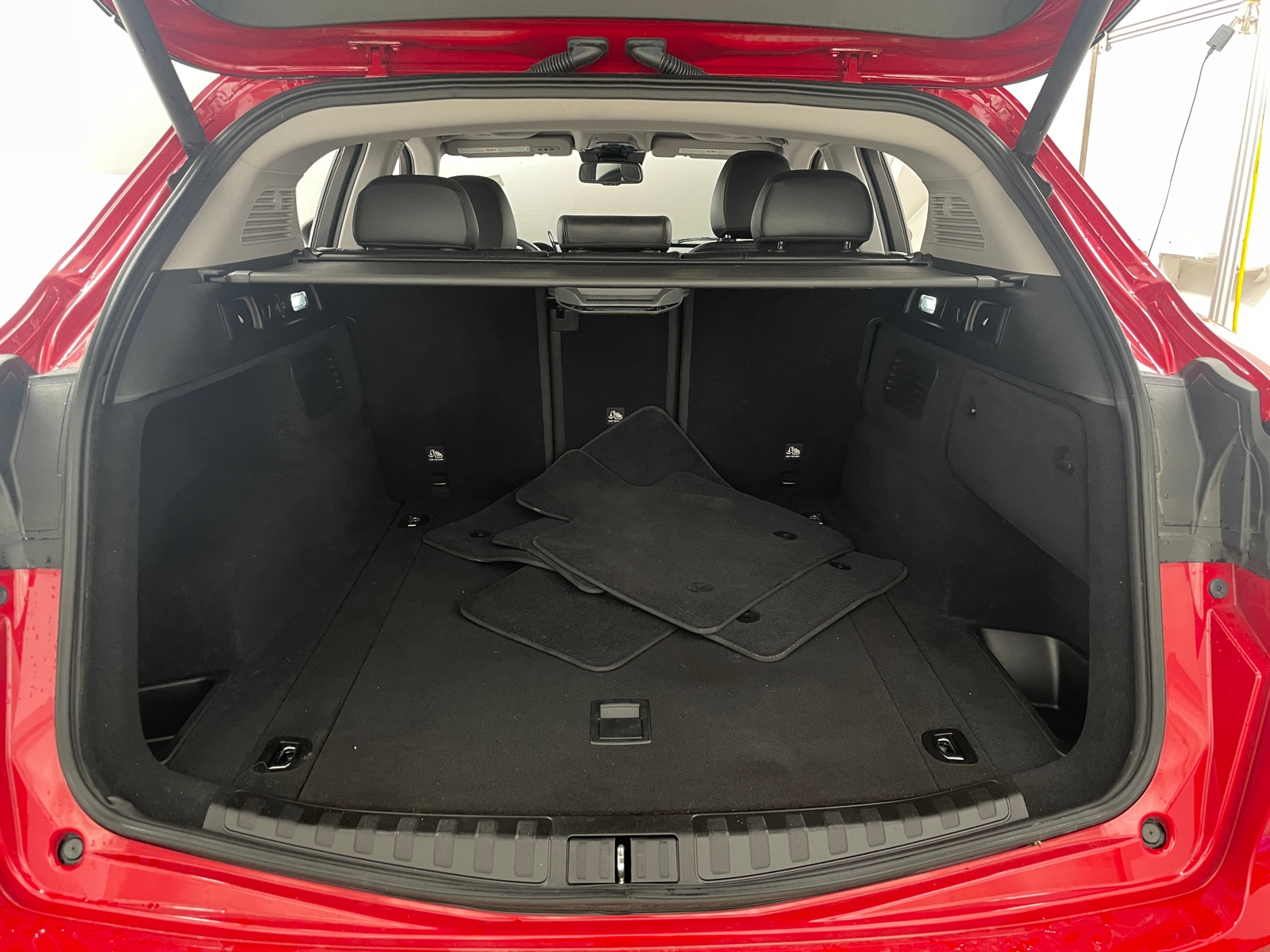 Thumbnail: 2019 Alfa Romeo Stelvio - 6