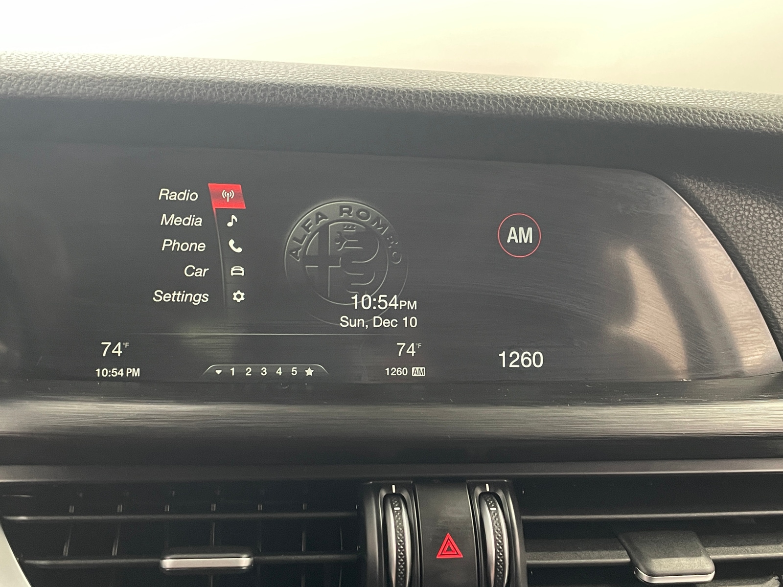 Thumbnail: 2019 Alfa Romeo Stelvio - 3