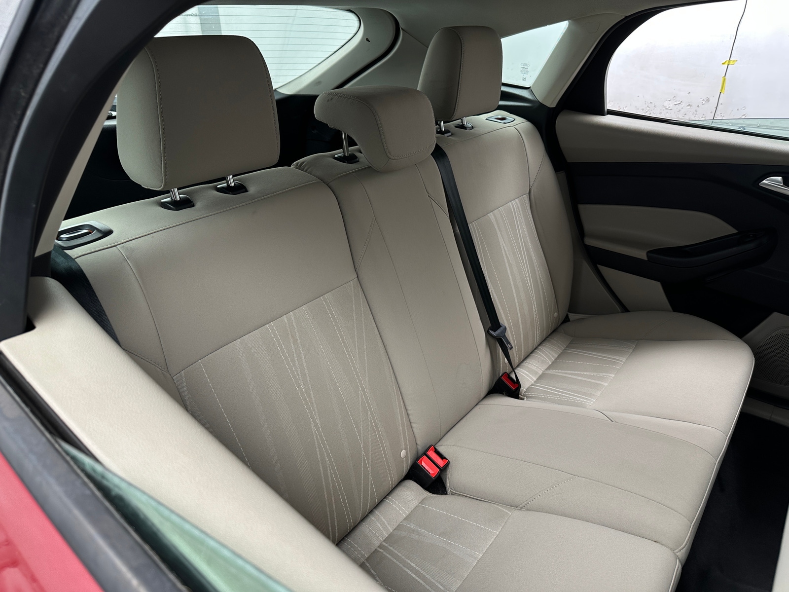 Thumbnail: 2015 Ford Focus - 6