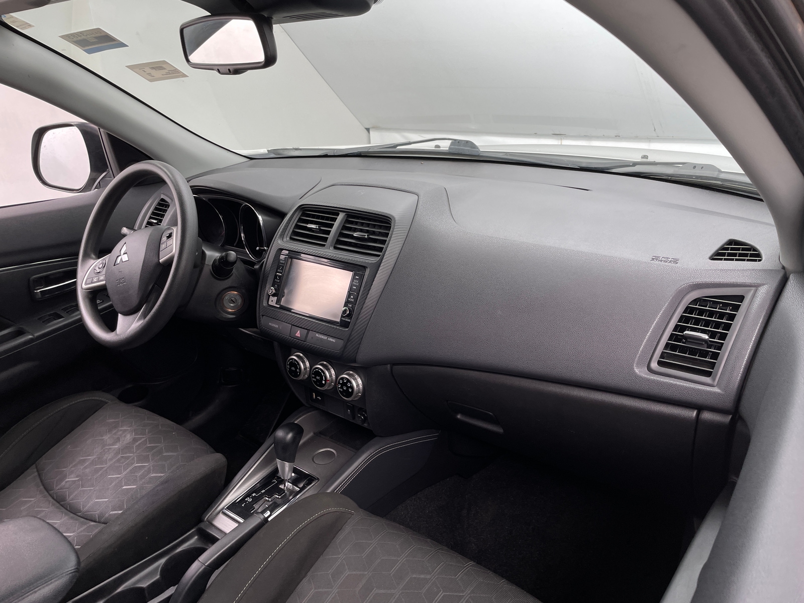 Thumbnail: 2021 Mitsubishi Outlander Sport - 3