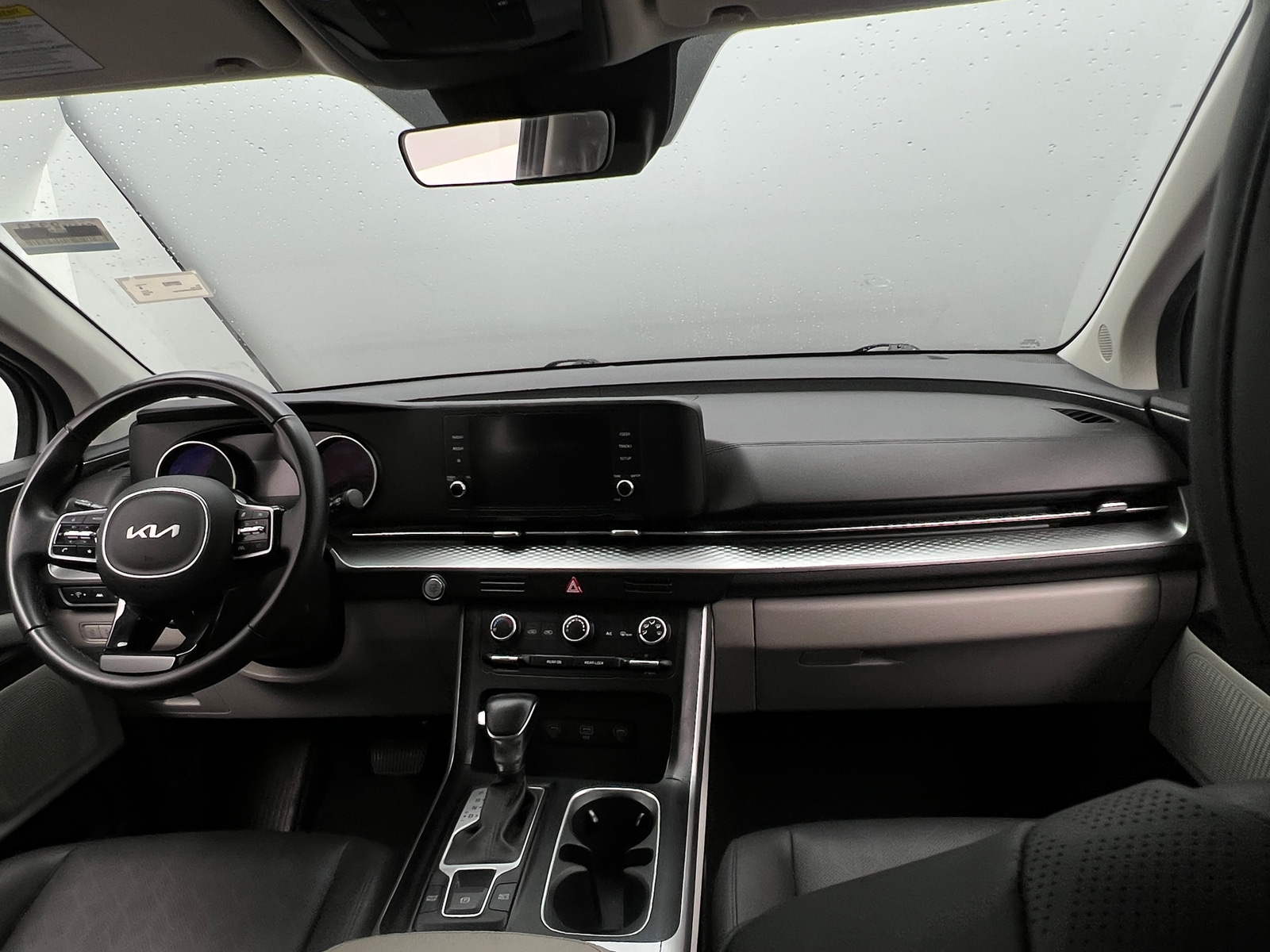 Thumbnail: 2023 Kia Carnival - 2