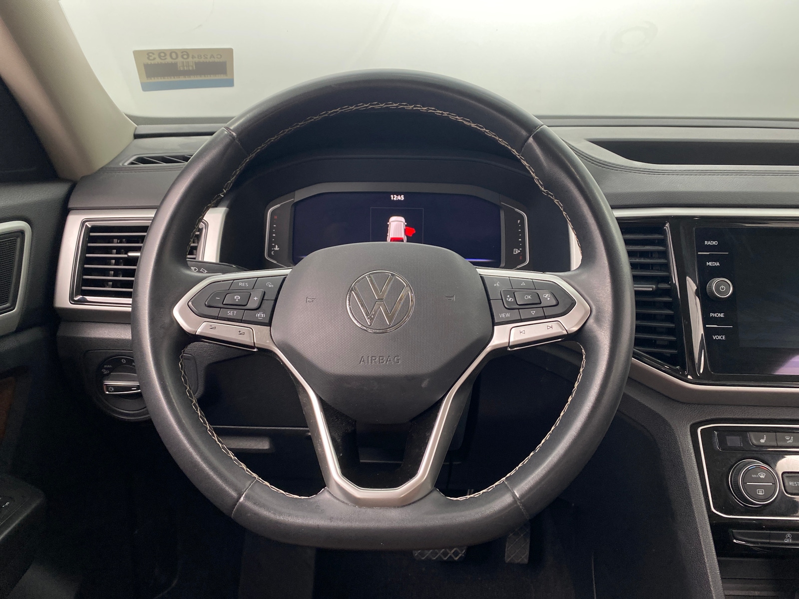 Thumbnail: 2022 Volkswagen Atlas - 4