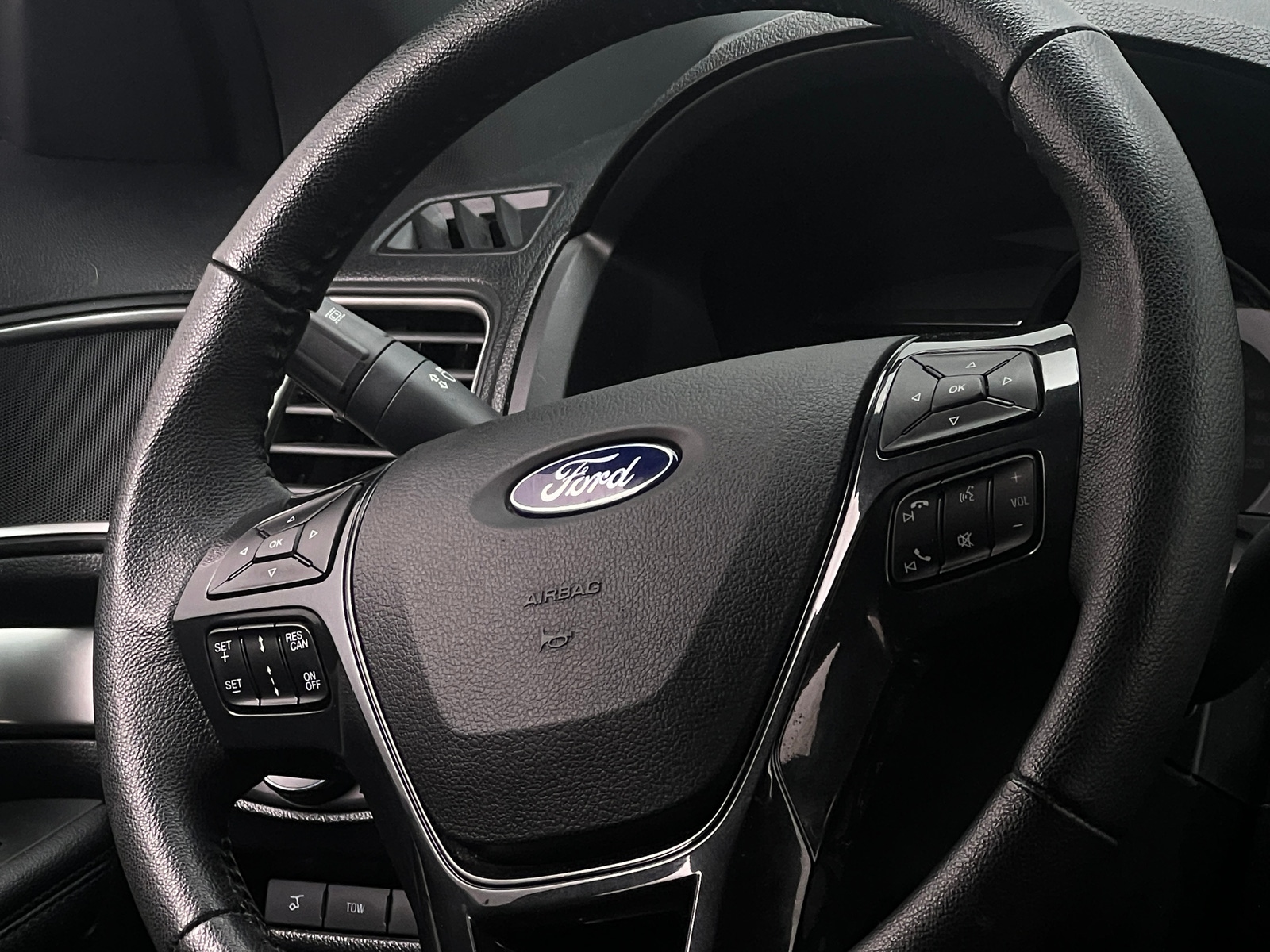 Thumbnail: 2018 Ford Explorer - 5