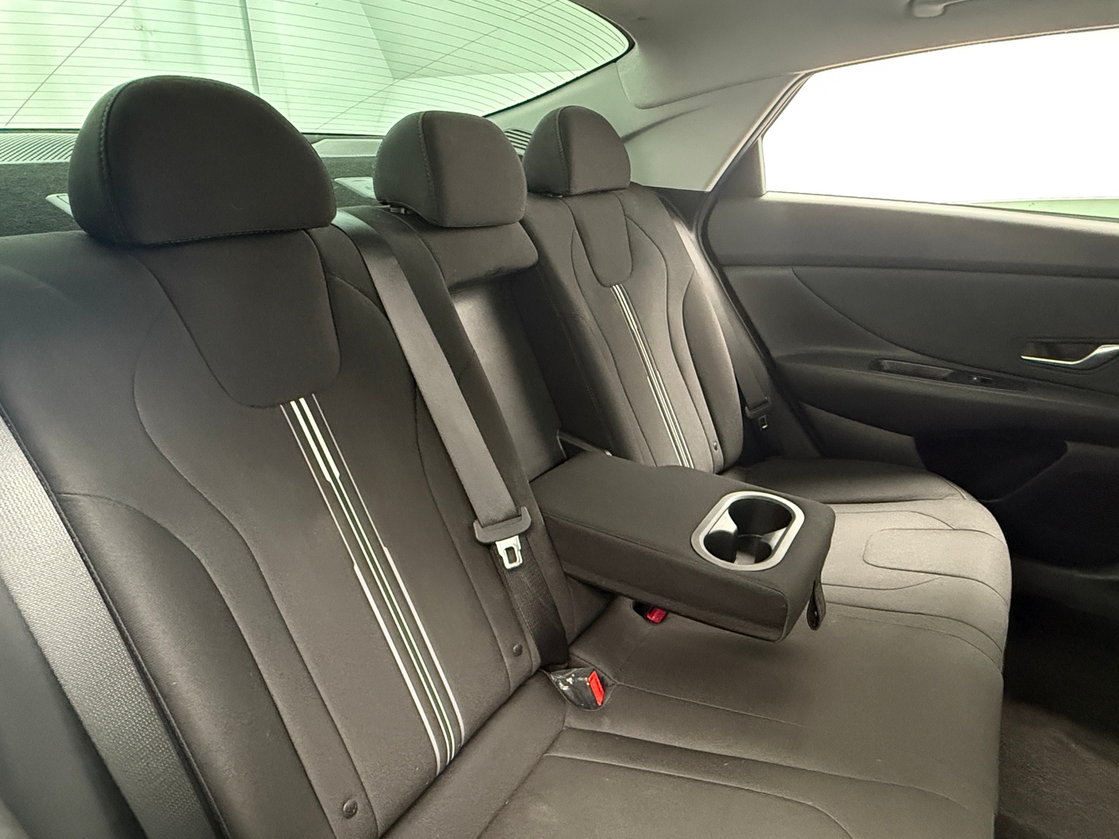 Thumbnail: 2021 Hyundai Elantra - 6