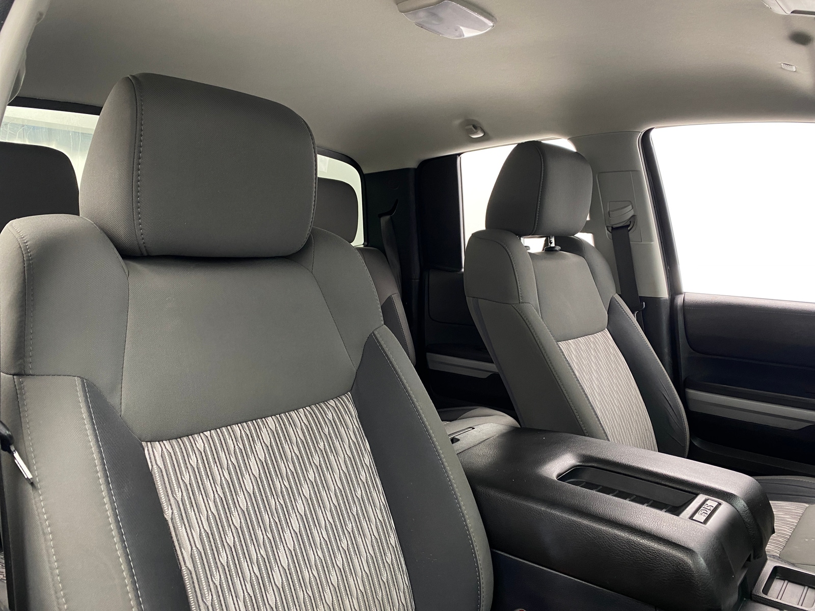 Thumbnail: 2020 Toyota Tundra - 2