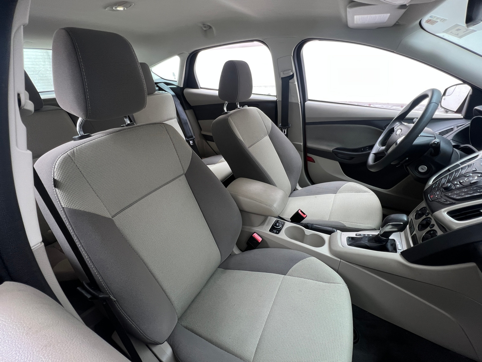 Thumbnail: 2012 Ford Focus - 2