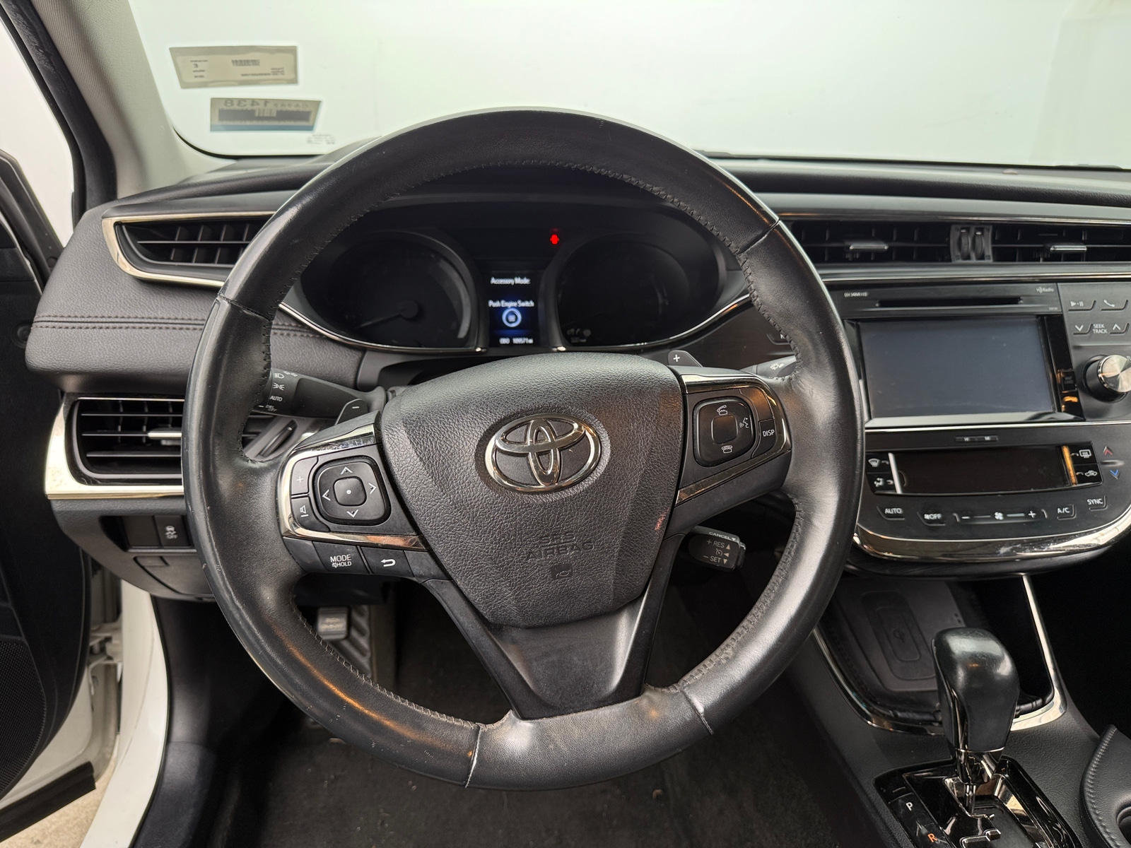 Thumbnail: 2016 Toyota Avalon - 4