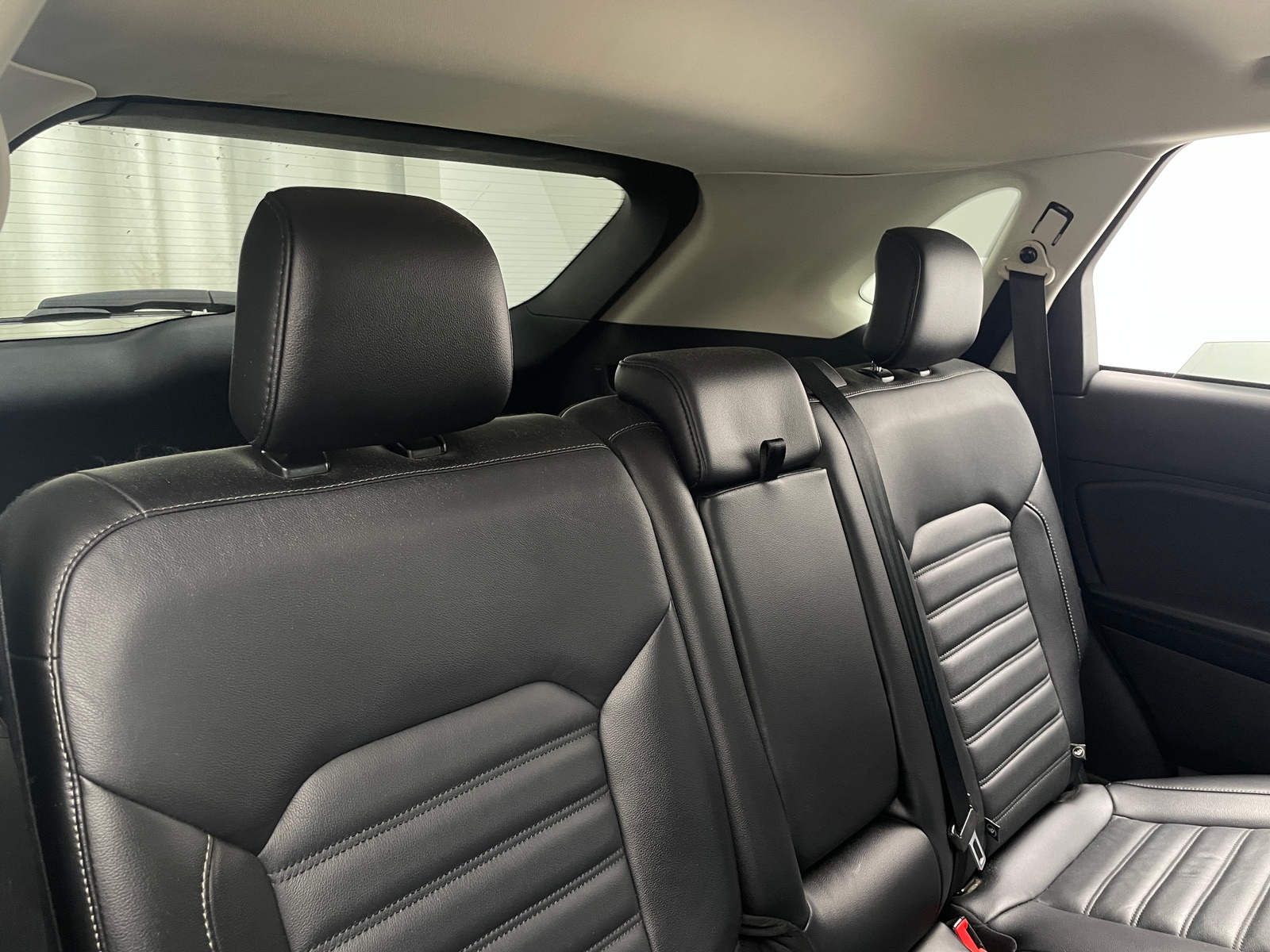 Thumbnail: 2017 Ford Edge - 6