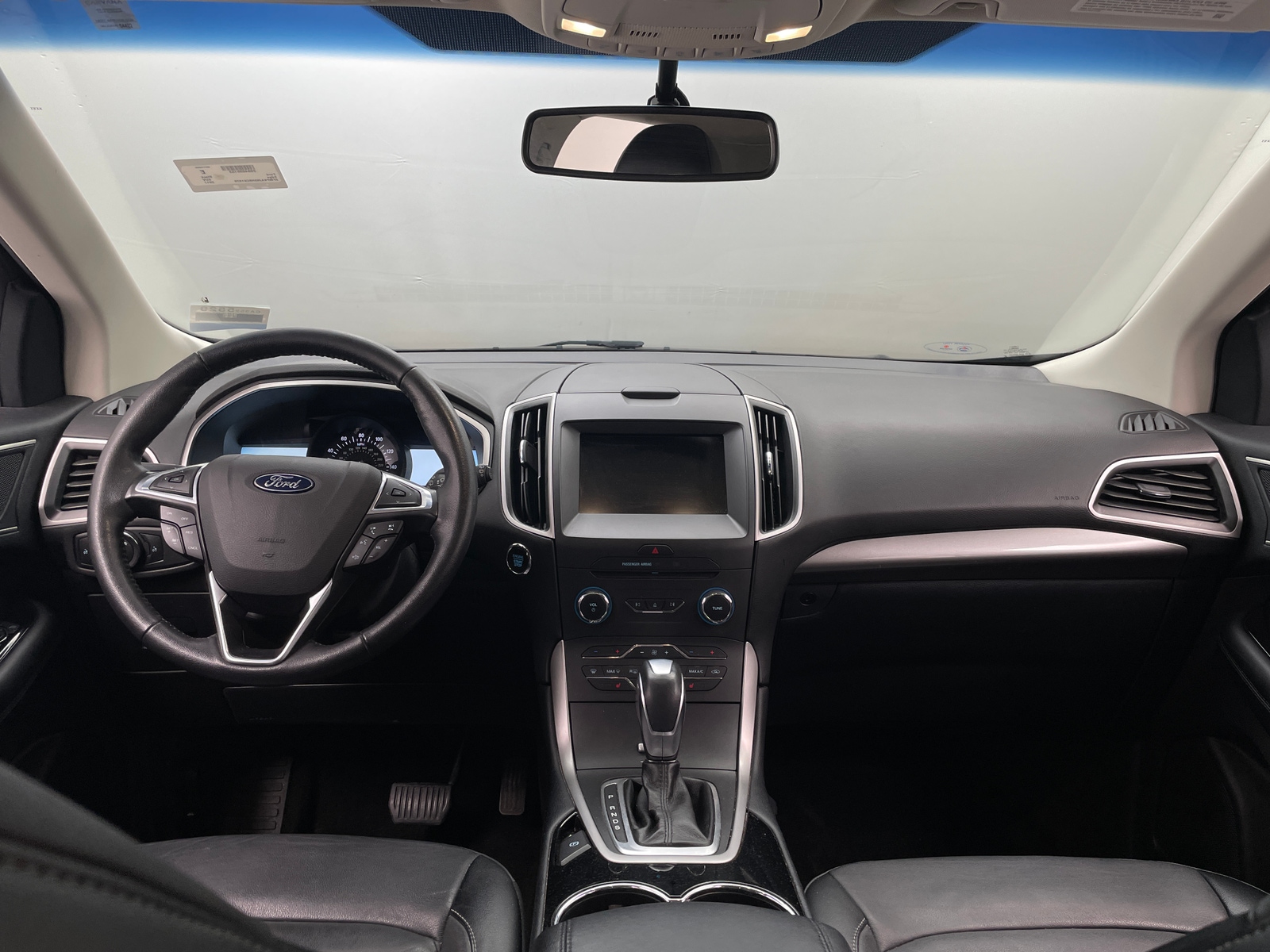 Thumbnail: 2017 Ford Edge - 3