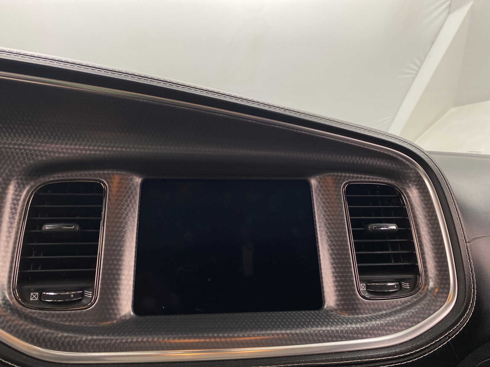 Thumbnail: 2019 Dodge Charger - 3