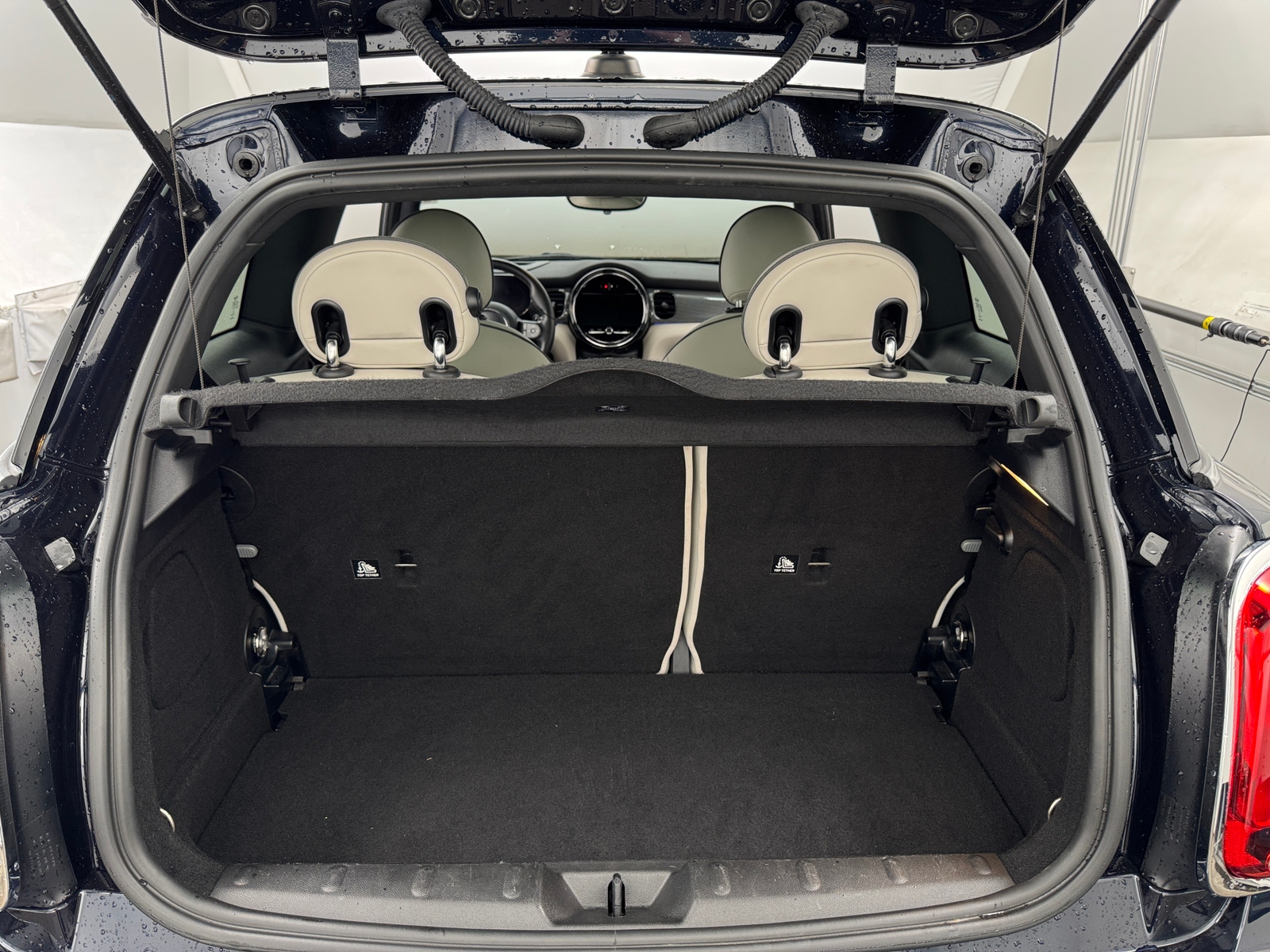 Thumbnail: 2022 MINI Cooper Hardtop - 7