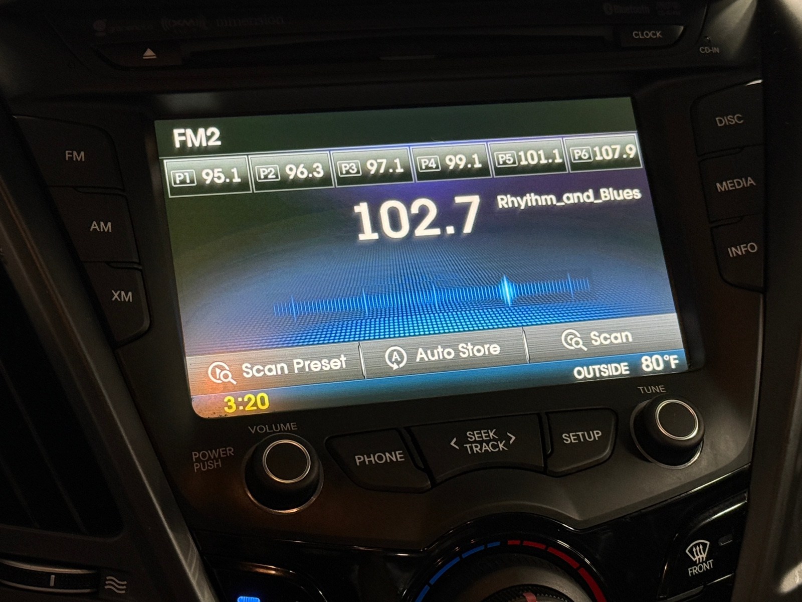 Thumbnail: 2016 Hyundai Veloster - 2