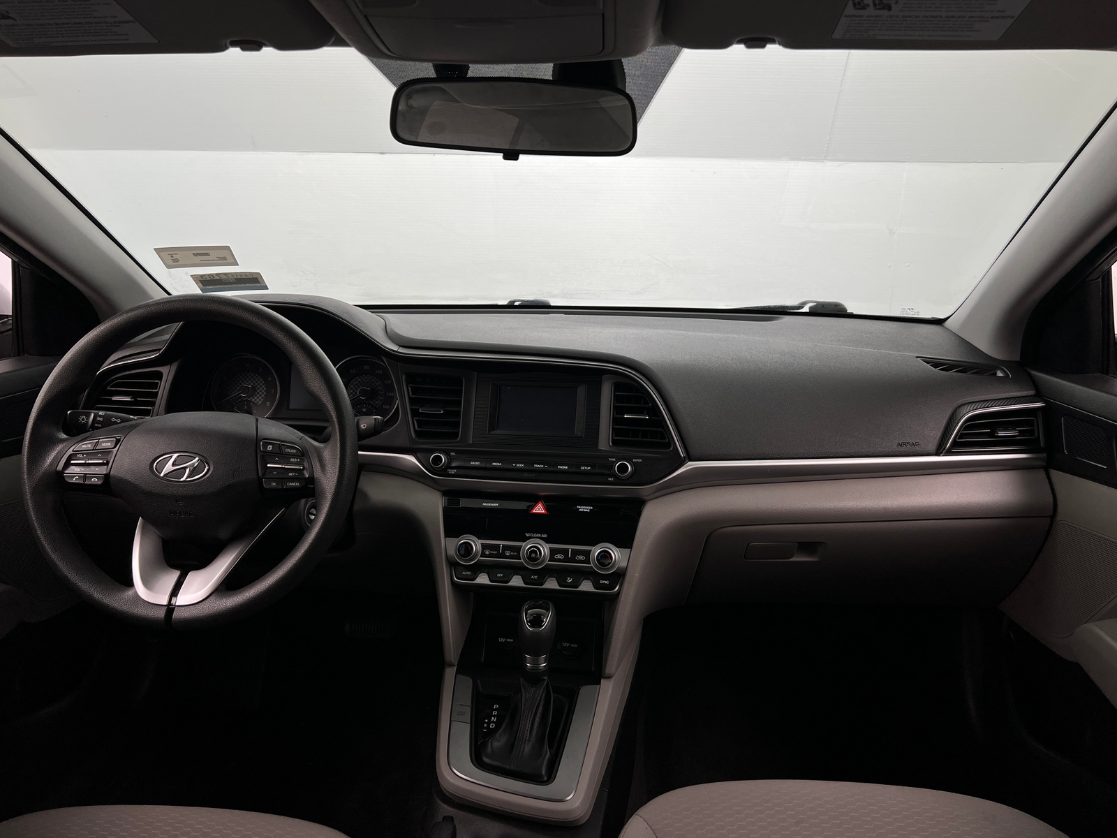 Thumbnail: 2020 Hyundai Elantra - 3