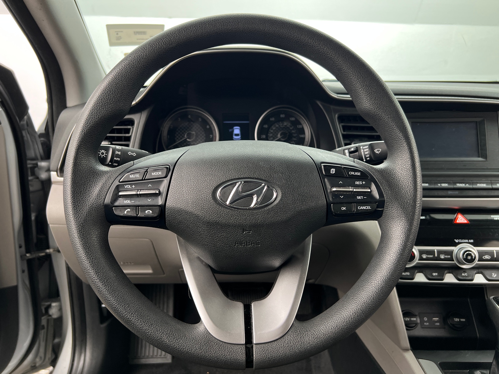 Thumbnail: 2020 Hyundai Elantra - 5