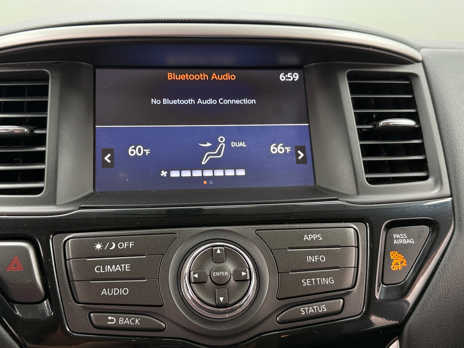 Thumbnail: 2018 Nissan Pathfinder - 4