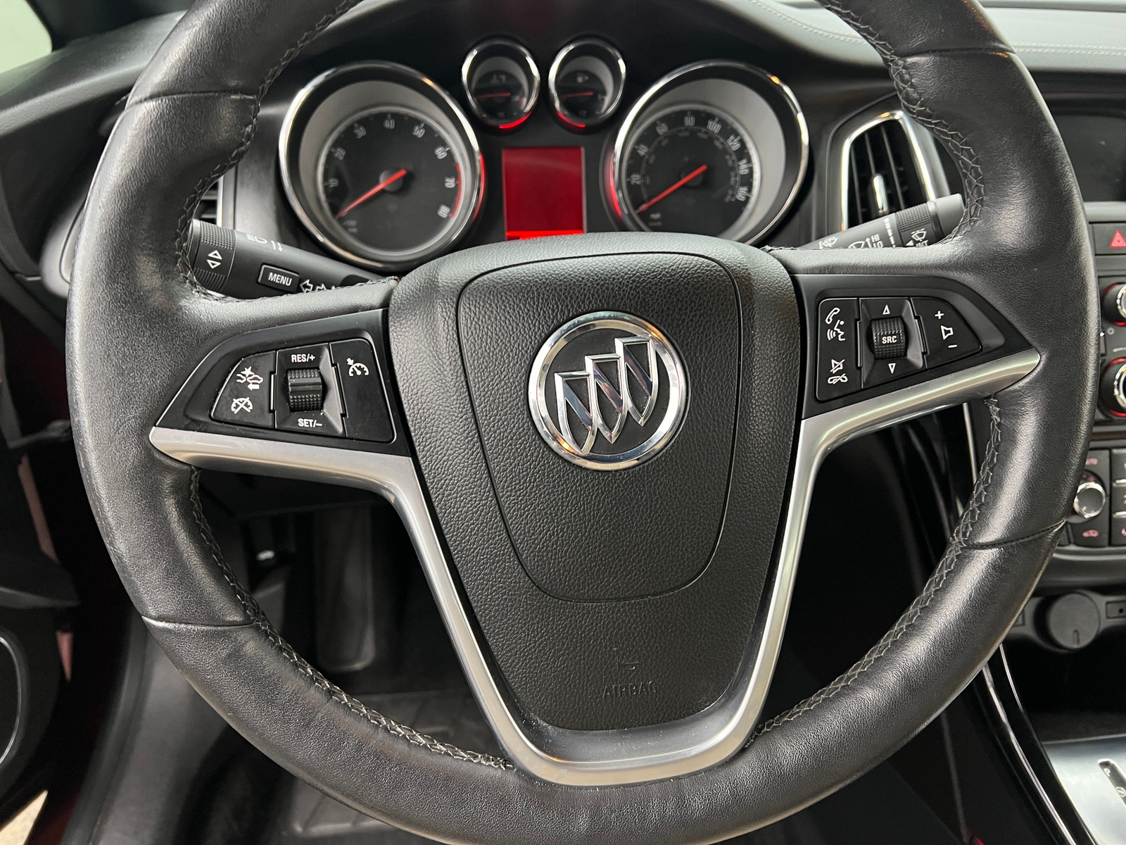 Thumbnail: 2018 Buick Cascada - 4
