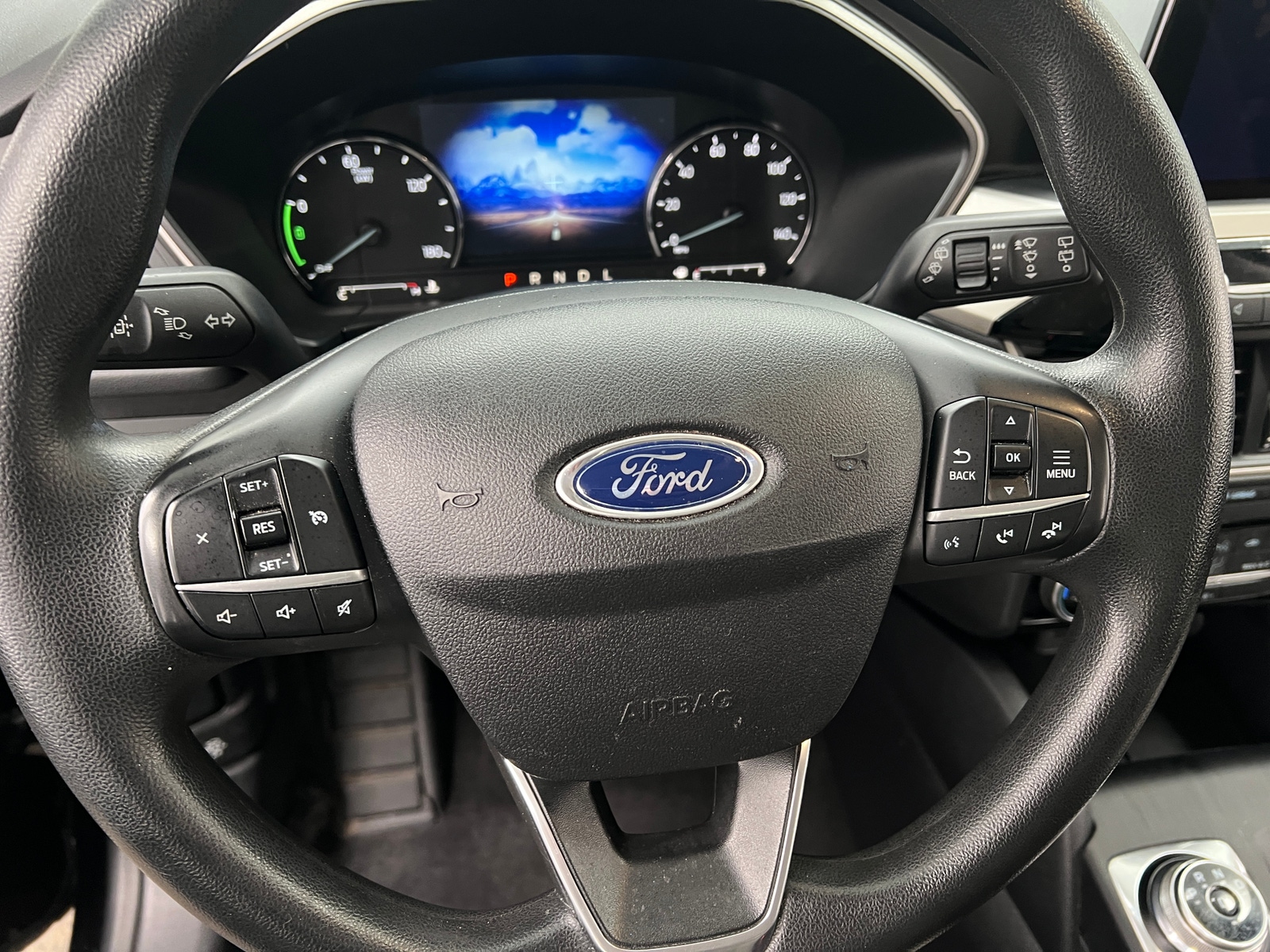Thumbnail: 2021 Ford Escape - 5