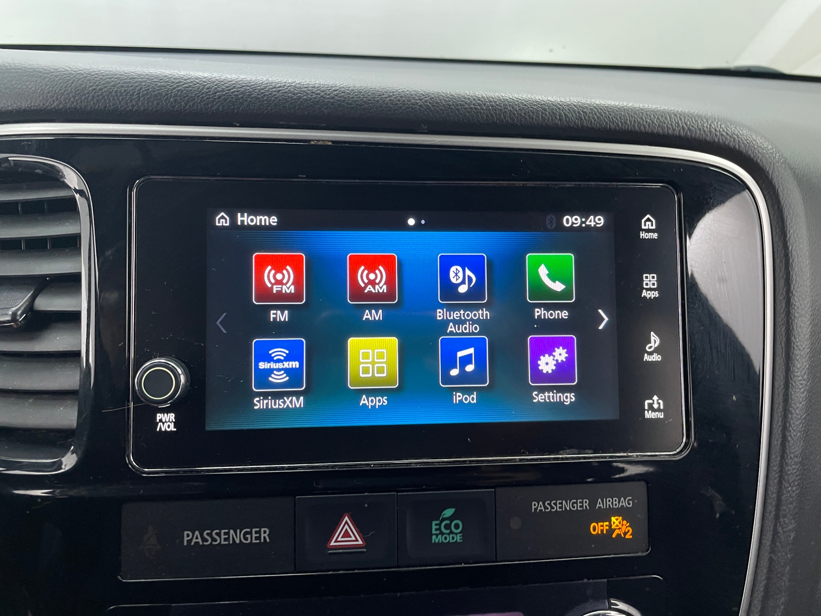 Thumbnail: 2018 Mitsubishi Outlander - 4