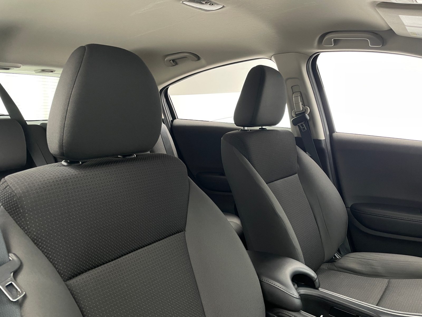 Thumbnail: 2020 Honda HR-V - 2